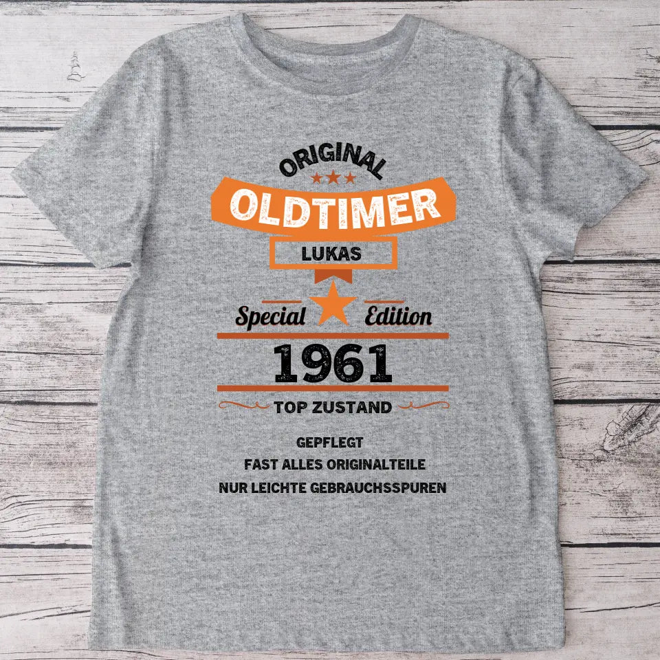 Oldtimer mit Jahrgang - Personalisiertes T-Shirt