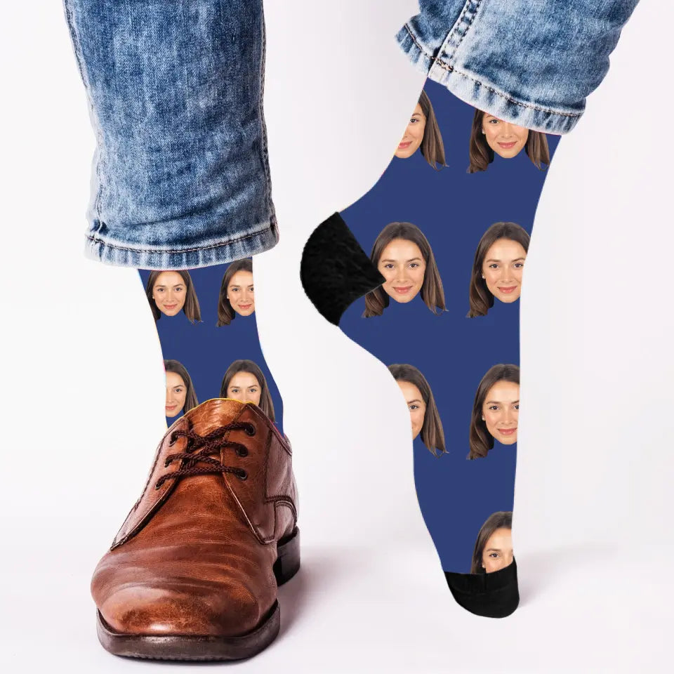 Deine Schwester auf Socken - Personalisierte Socken