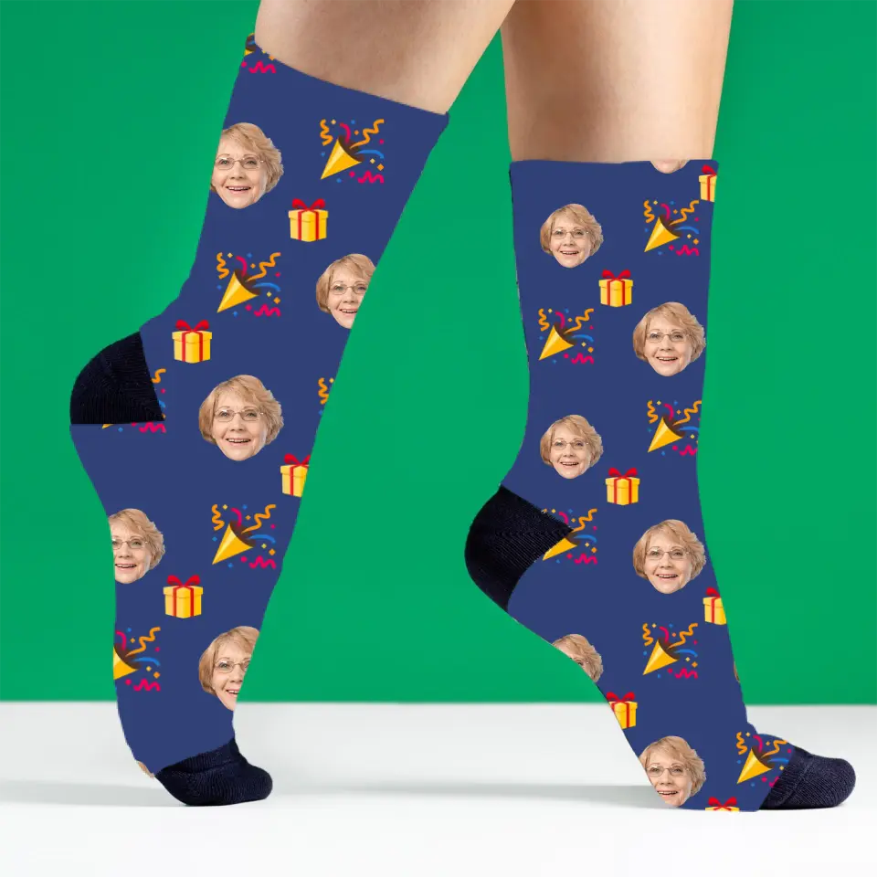 Happy Birthday Oma -  Personalisierte Socken