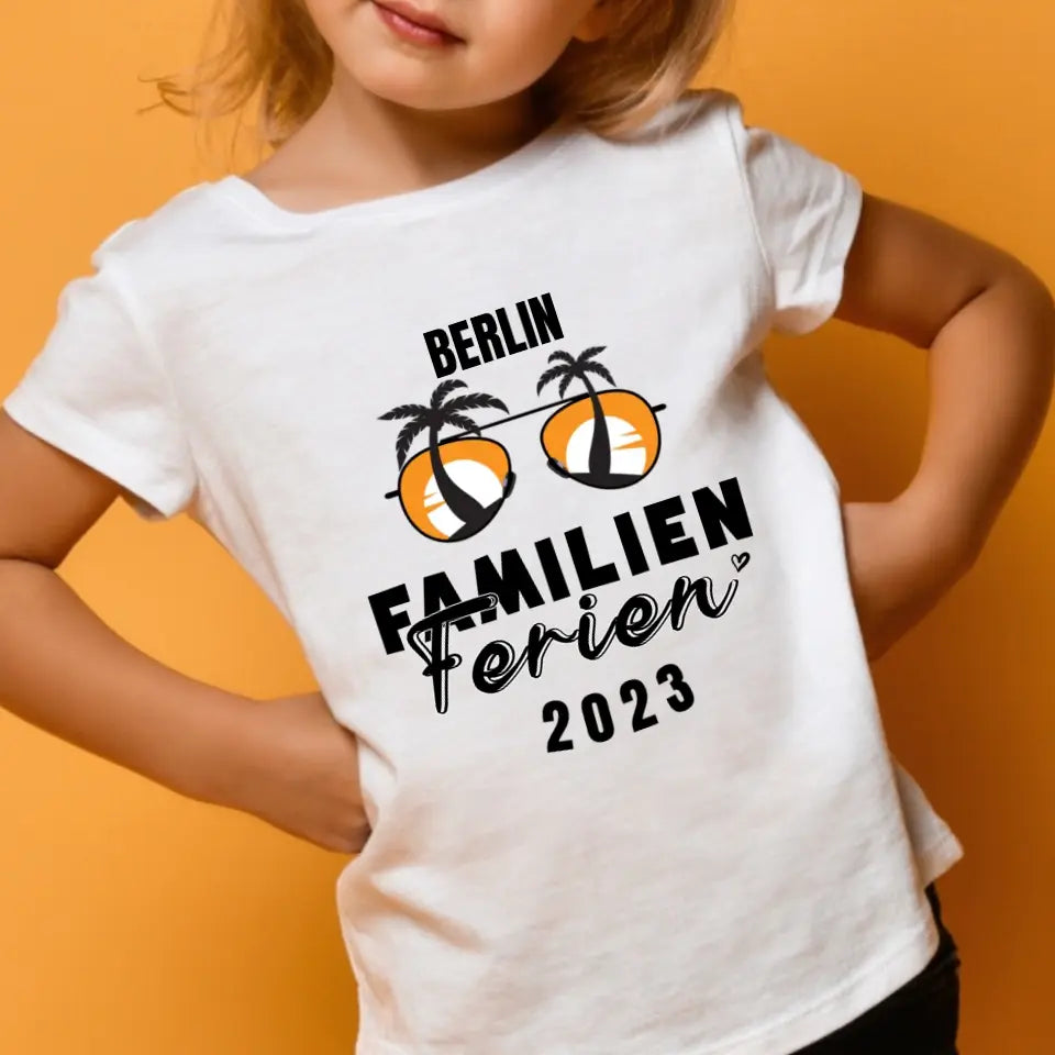 Familien Urlaubsshirt - Personalisiertes Kinder T-Shirt